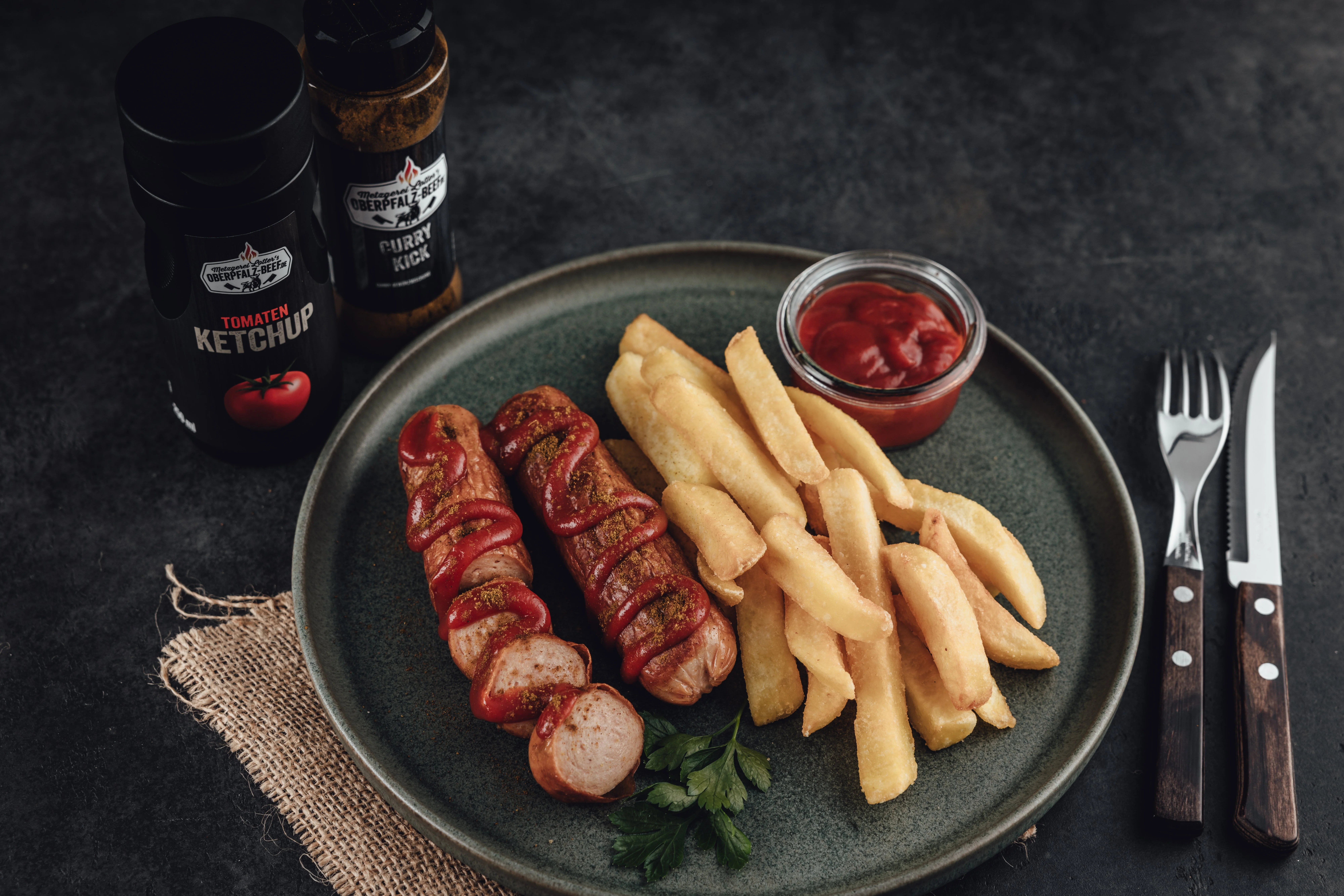 Currywurst selber machen – so gelingt die echte Imbiss-Currywurst zuhause
