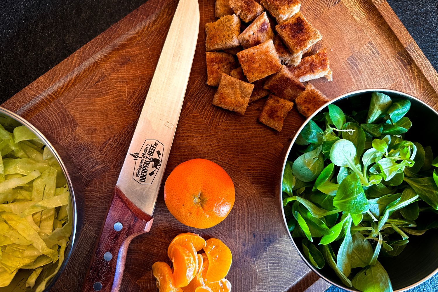 Geräucherte Entenbrust mit Feldsalat & Spitzkohl Geräucherte Entenbrust mit Feldsalat & Spitzkohl