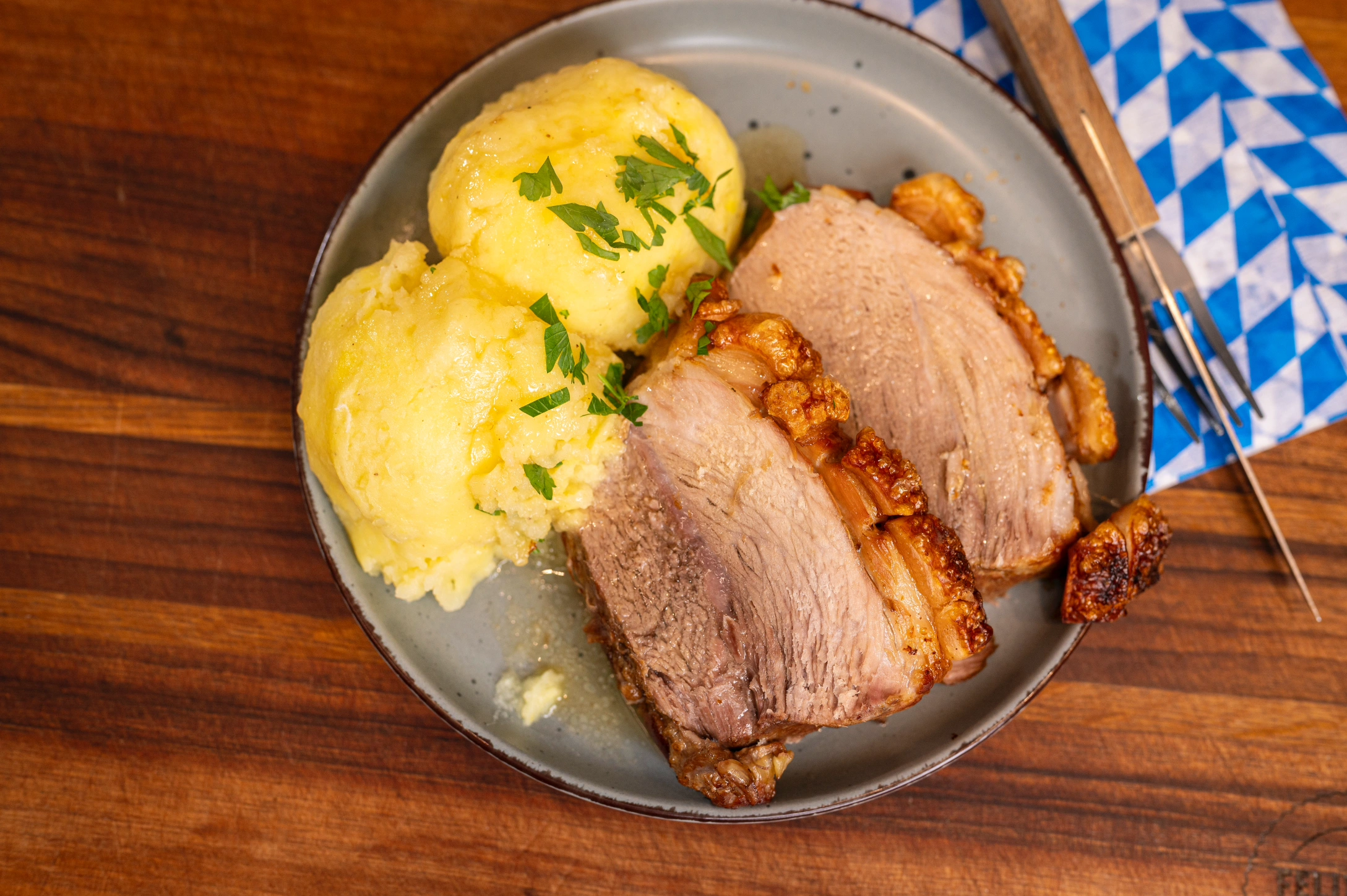 Krustenbraten und Kartoffelklöße_51 Souvlaki