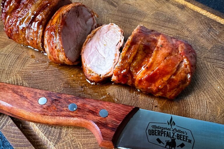 Schweinefilet im Baconmantel – saftig &amp; knusprig vom Grill