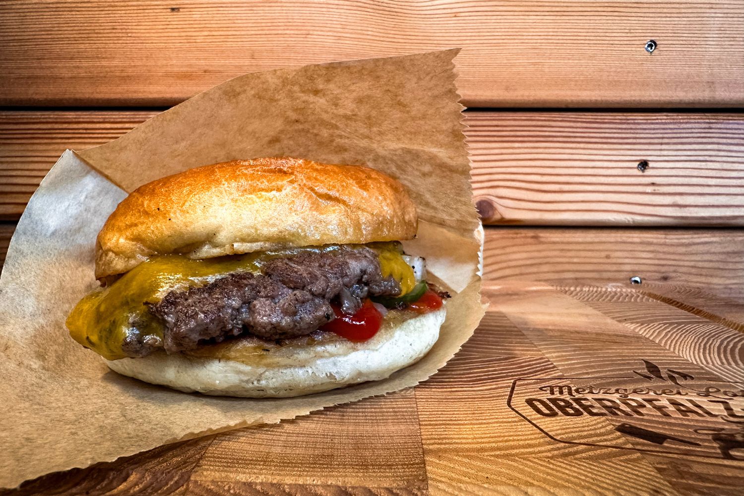 Smashed Cheeseburger
