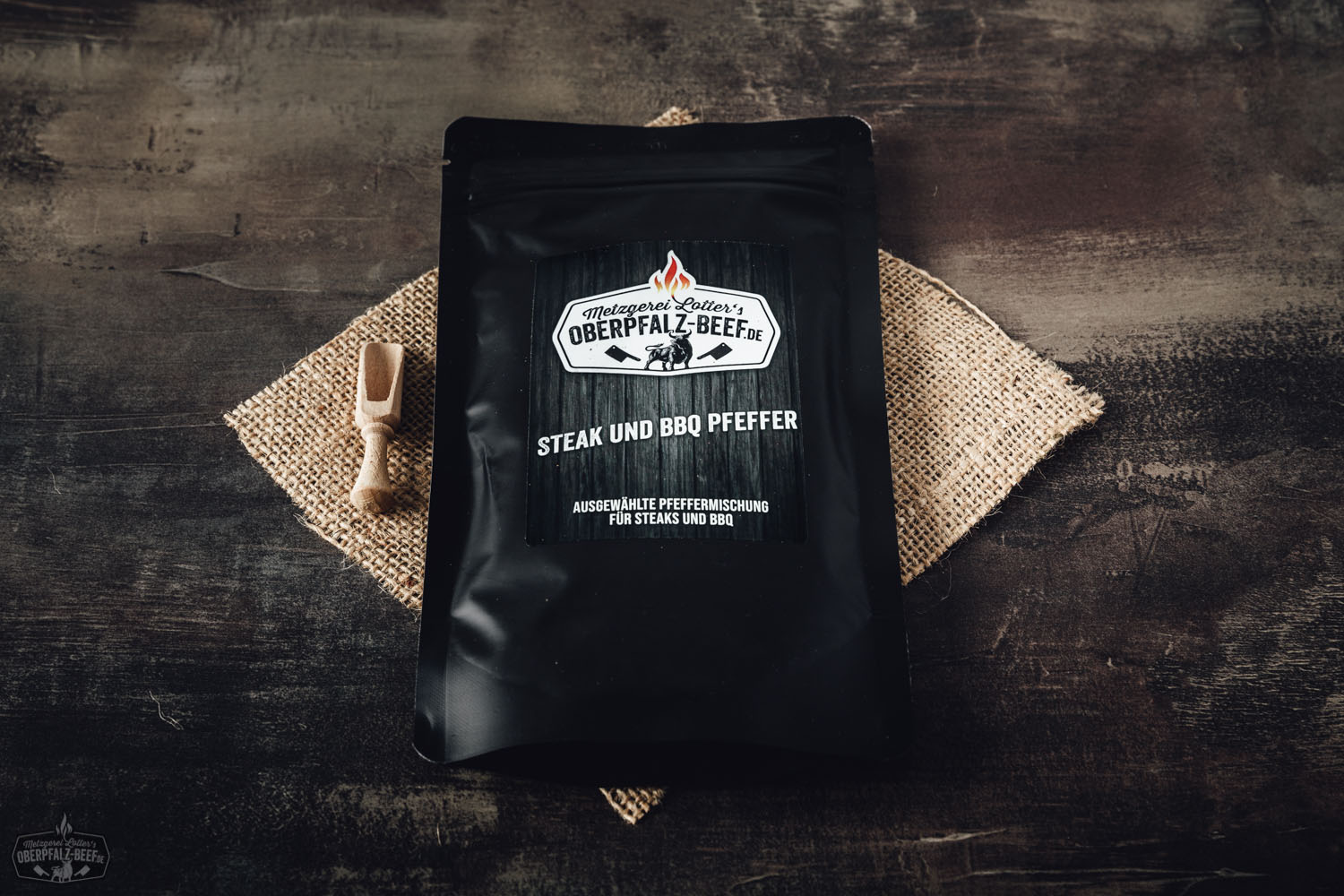 BBQ-Pfeffer-Mischung von Oberpfalz Beef: Ideal zum Würzen von Steak und Grillgerichte. Hochwertige Gewürzmischung für intensiven Geschmack beim Barbecue.