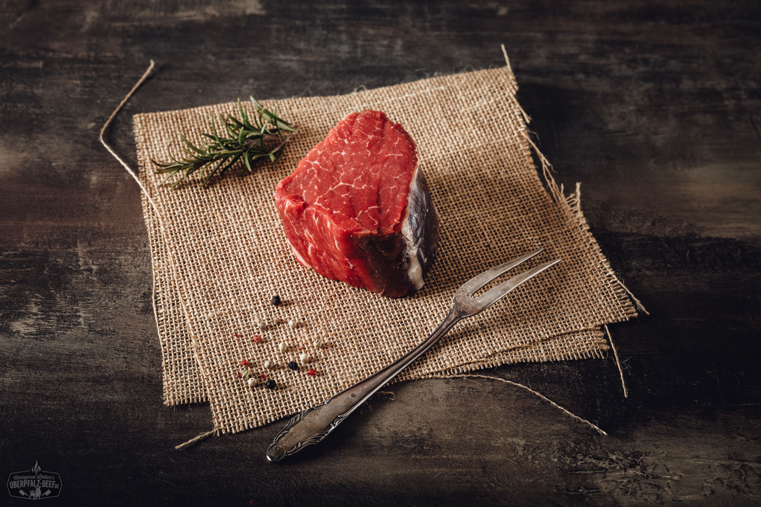 Detailaufnahme von Filet Steak Wet Aged Vom Oberpfalz Rind: Bestes regionales Qualitätsfleisch von Oberpfalz Beef.