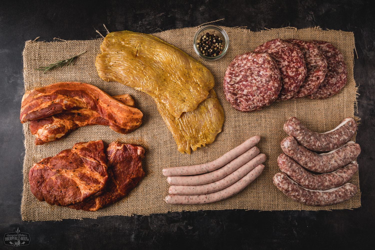 Grillpaket Classic mit regionalem Oberpfalz Rindfleisch – hochwertiges Fleisch online bestellen Oberpfalz Beef Grillpaket Classic mit hochwertigem Fleisch vom regionalen Rind, perfekt für Grillabende, verpackt in einer ansprechenden Box.