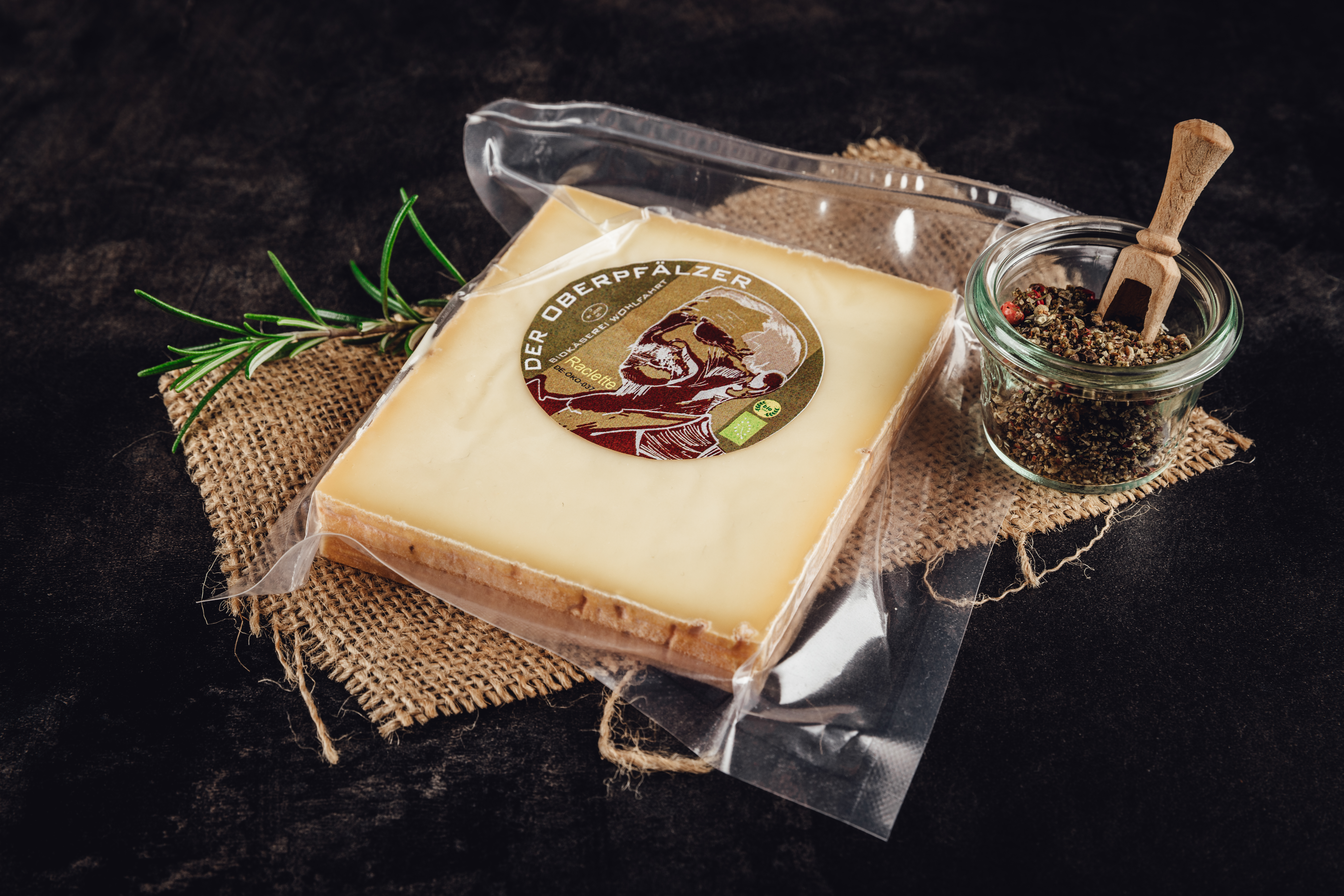Bio Raclette Käse "der Oberpfälzer" Bio Raclette Käse "der Oberpfälzer"