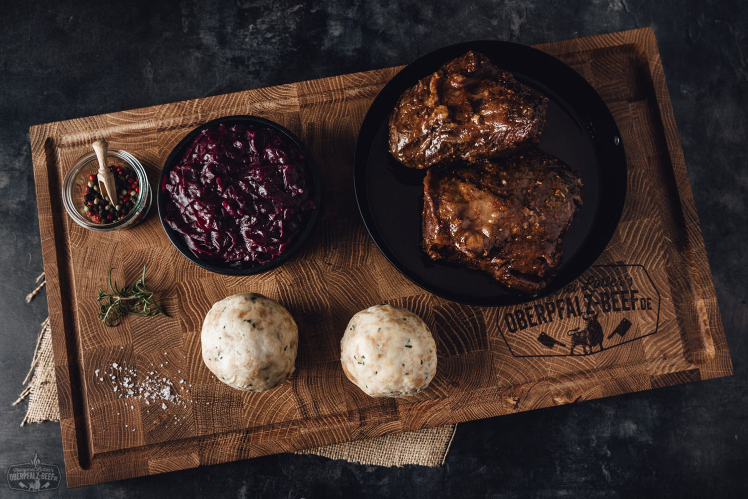 Oberpfälzer Ochsenbacken Box – Regionales Rindfleisch online bestellen Oberpfälzer Ochsenbacken Box mit hochwertigem Rindfleisch, ideal für traditionelle Gerichte, mit sorgfältig ausgewählten Zutaten aus der Region Oberpfalz.