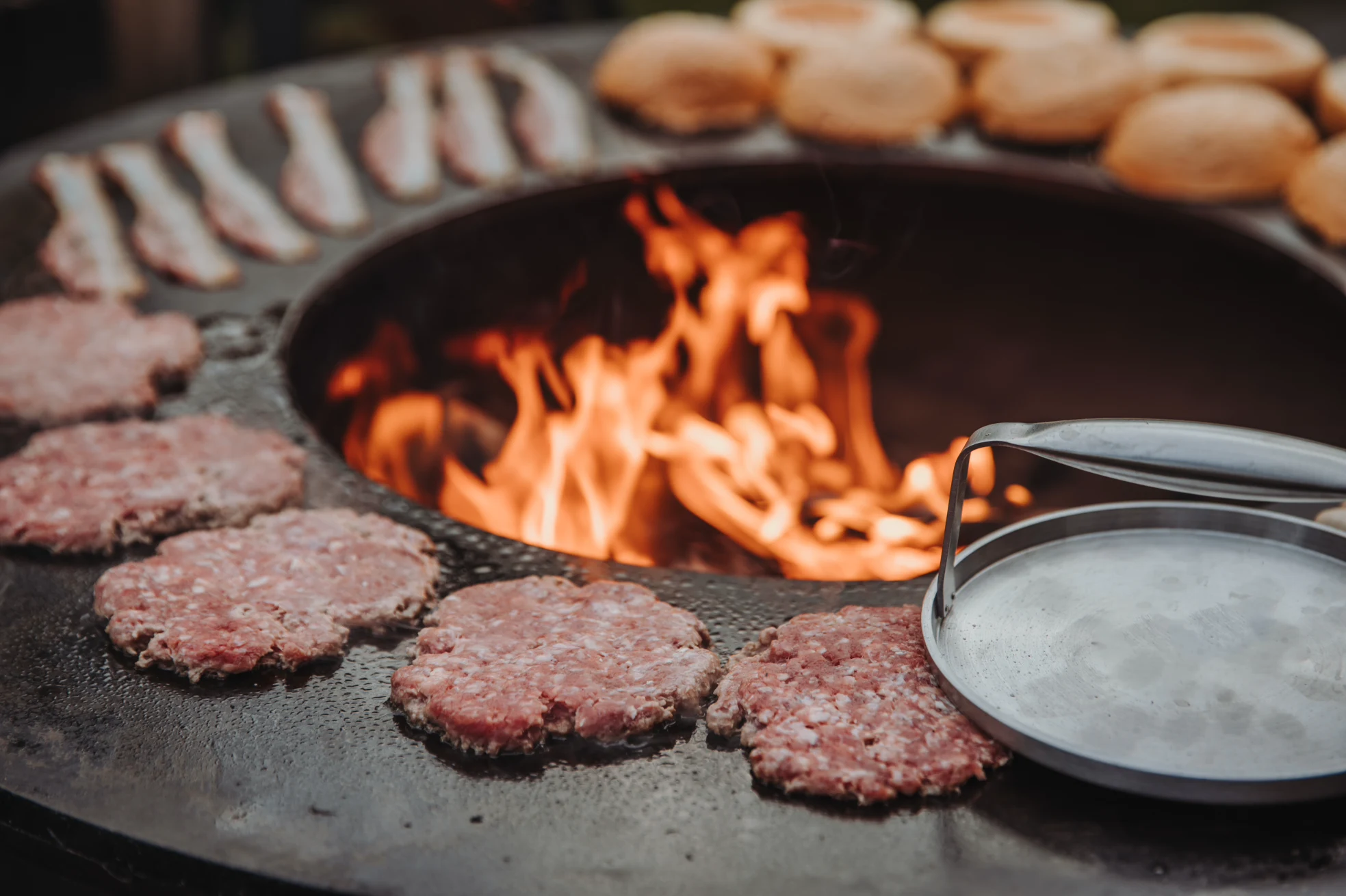 Smash Burger aus Premium-Rindfleisch