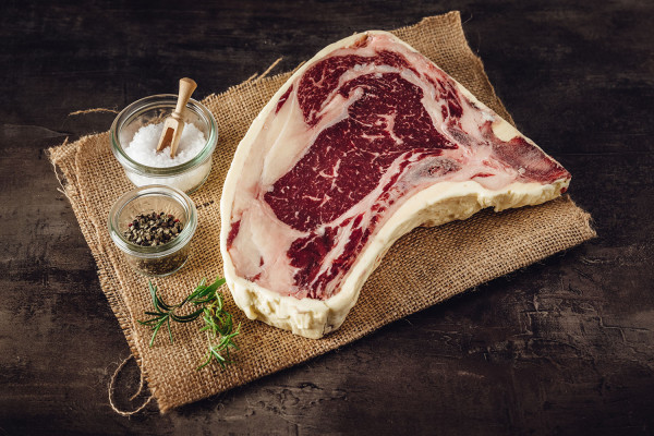 New Yokr Cut/Club Steak Butter-Aged vom Oberpfalz-Rind